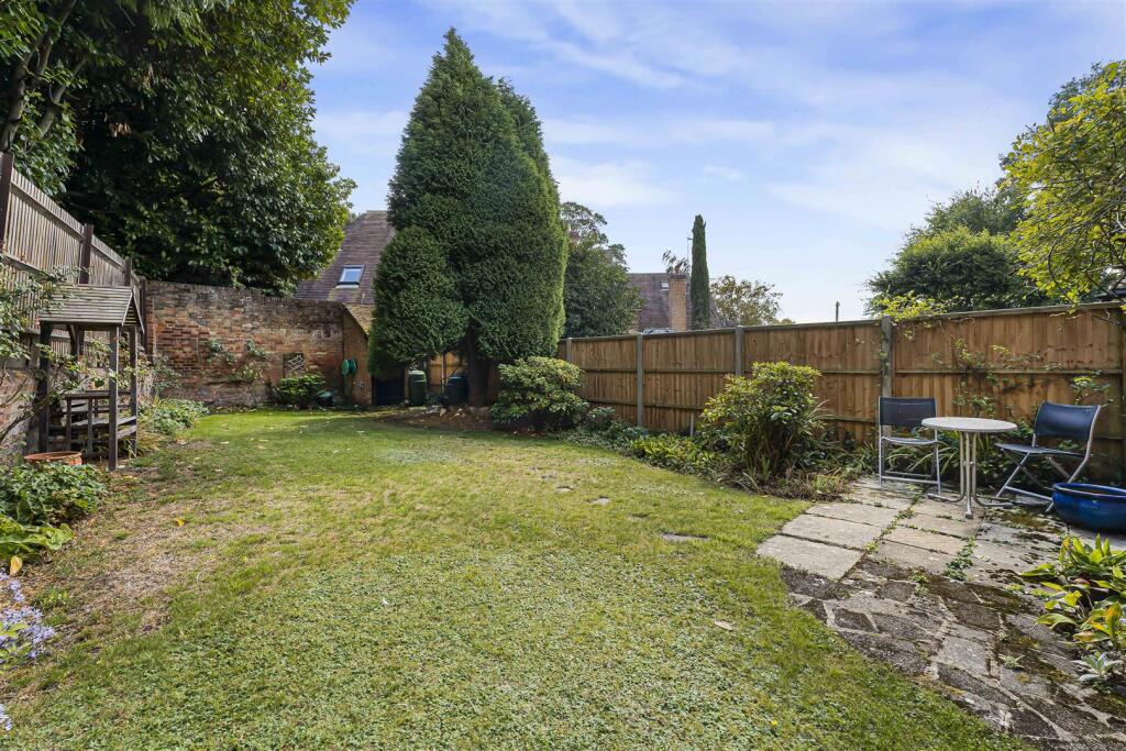 Additional image 11 of Church Street, Welwyn