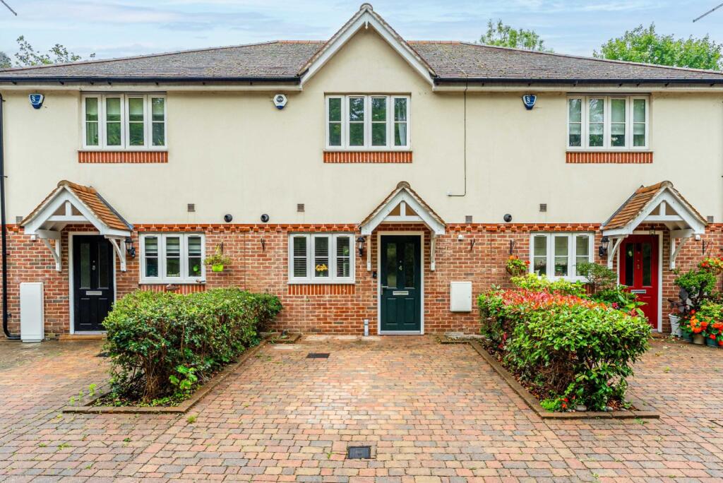 Property image for Heron Close, Wheathampstead, St. Albans, Hertfordshire, AL4