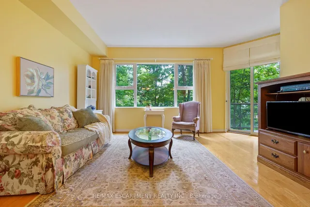 Additional image 9 of 77 Governors Rd Unit 102