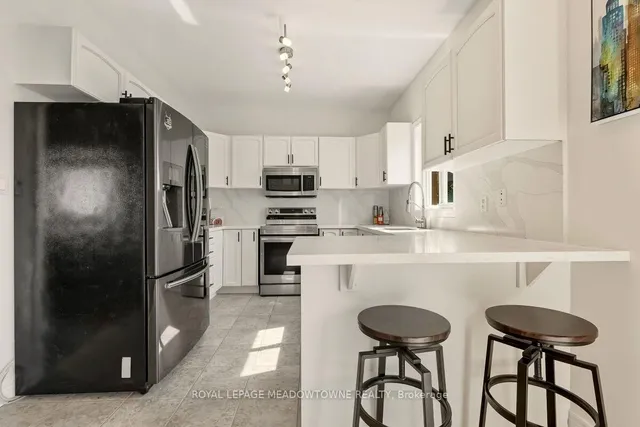 Additional image 3 of 304 Teetzel Dr