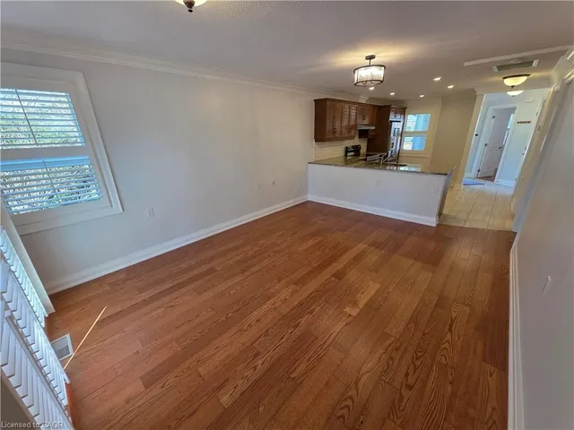 Additional image 8 of 16 Sister Varga Terr