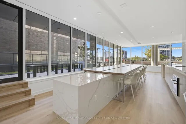 Additional image 33 of 370 Martha St Unit 1805