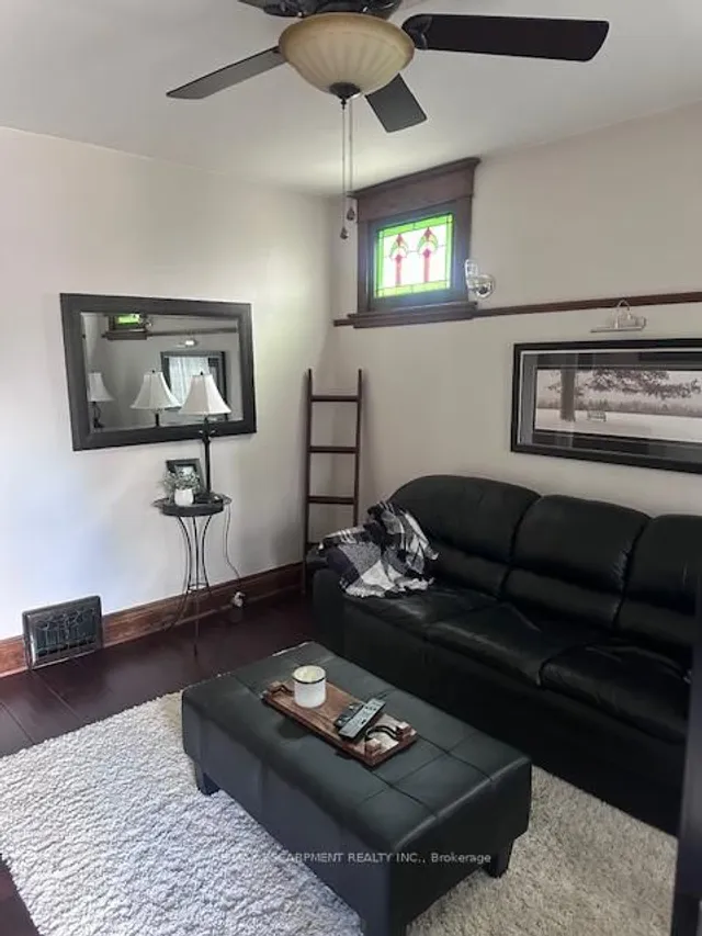 Additional image 6 of 84 Barons Ave