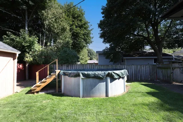 Additional image 34 of 345 Maplewood Cres