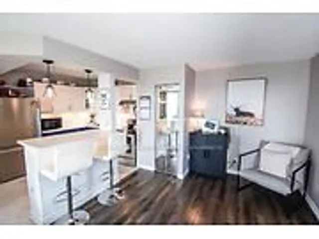 Additional image 8 of 75 Glenburn Crt Unit 811