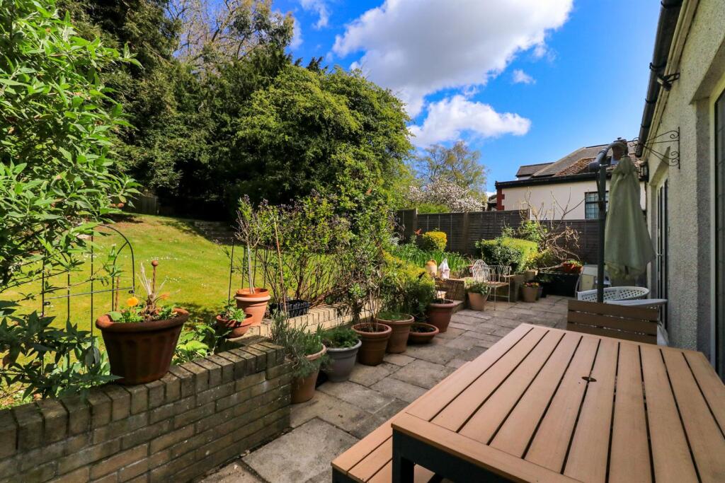 Additional image 25 of Georges Wood Road, Brookmans Park