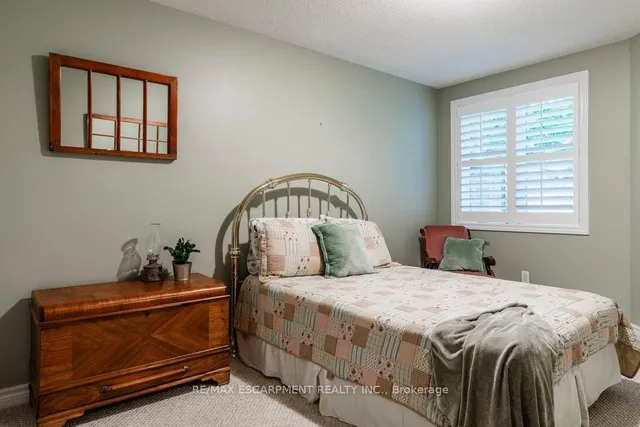 Additional image 13 of 1095 Skyview Dr Unit 2