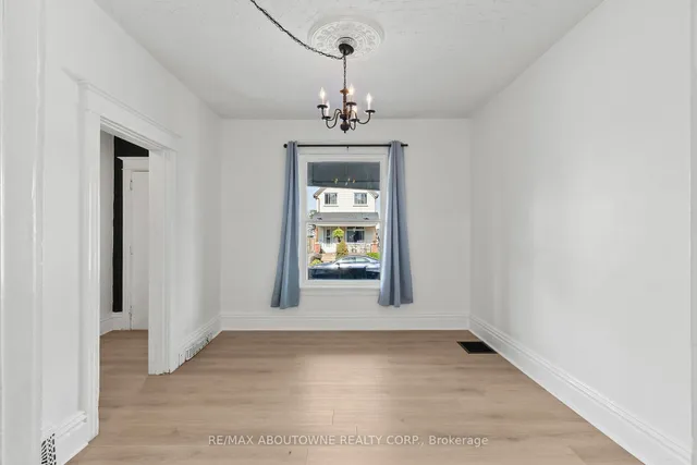 Additional image 6 of 26 Rosemont Ave