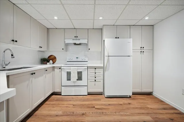 Additional image 12 of 5090 Pinedale Ave Unit 208