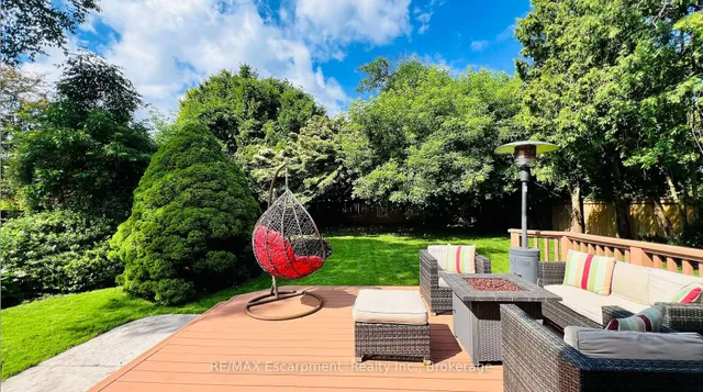 Additional image 39 of 350 East Side Cres