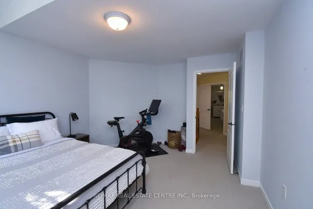 Additional image 31 of 35 Eringate Dr