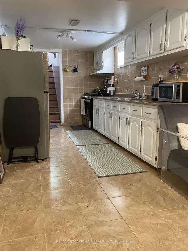 Additional image 3 of 188 Hess St