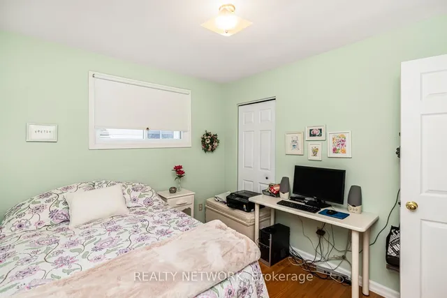 Additional image 21 of 23 Tyrone Dr