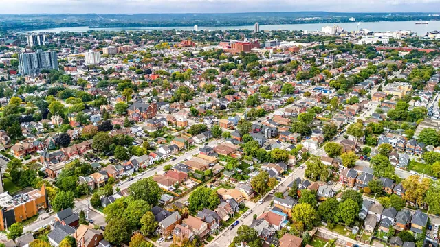 Additional image 44 of 27 Steven St