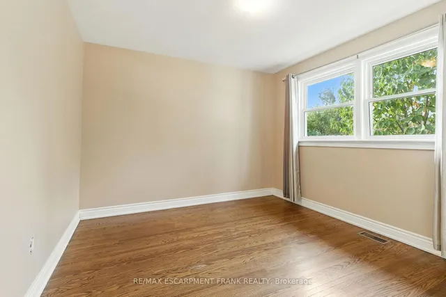Additional image 13 of 174 Broker Dr