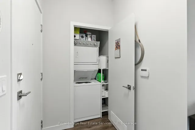 Additional image 14 of 2081 Fairview St Unit 813