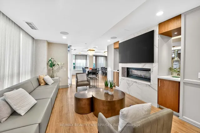 Additional image 38 of 1050 Main St Unit 114