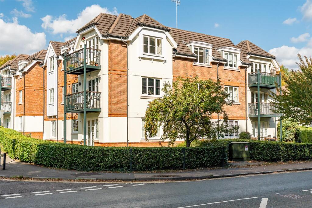 Property image for Canonsfield Road, Welwyn