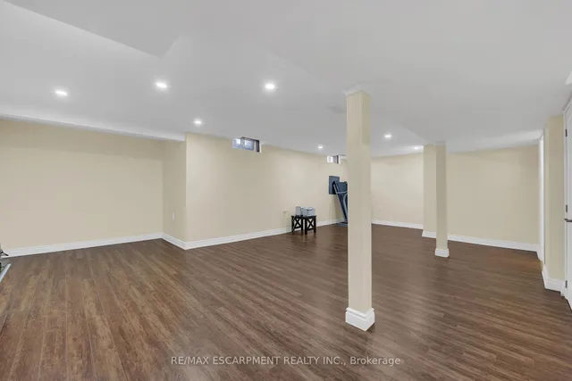 Additional image 41 of 125 VALERA Dr