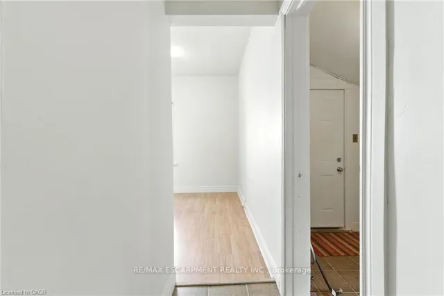 Additional image 20 of 22 Worsley Rd