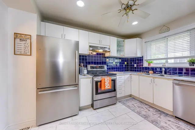 Additional image 9 of 1294 Guelph Line Unit 4