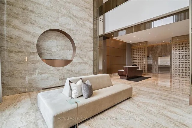 Additional image 3 of 2007 James St Unit 1405