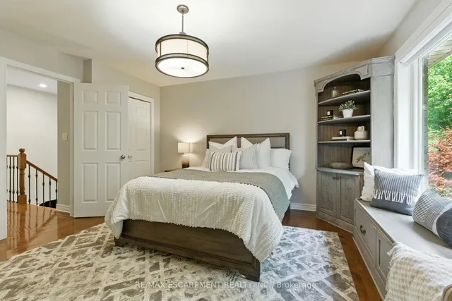 Additional image 32 of 26 PARKSHORE Pl