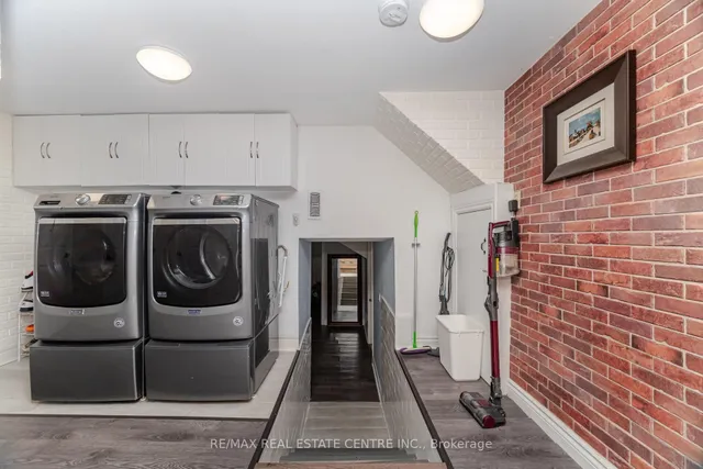 Additional image 31 of 91 East 44th St