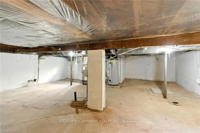 Additional image 27 of 22 Worsley Rd