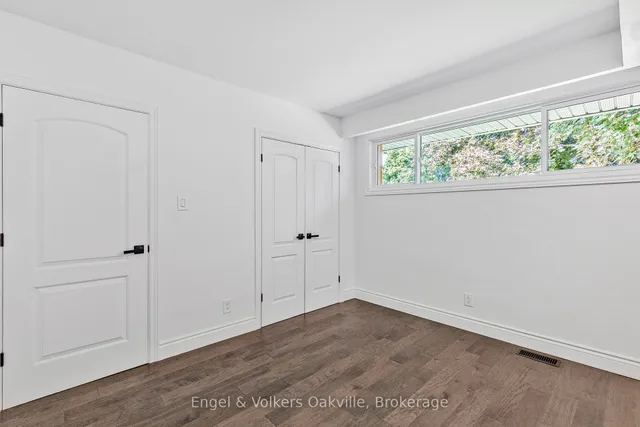 Additional image 24 of 50 Oak Ave