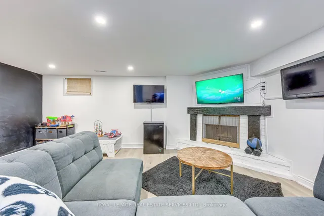 Additional image 32 of 1294 Guelph Line Unit 4