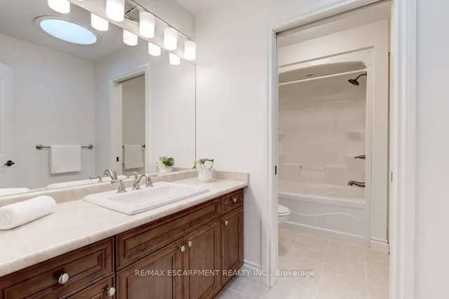 Additional image 35 of 17 TEWS Lane