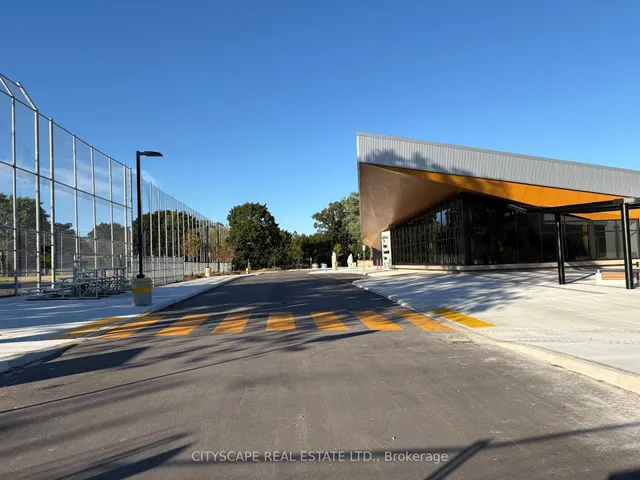 Additional image 37 of 152 Kenwood Ave