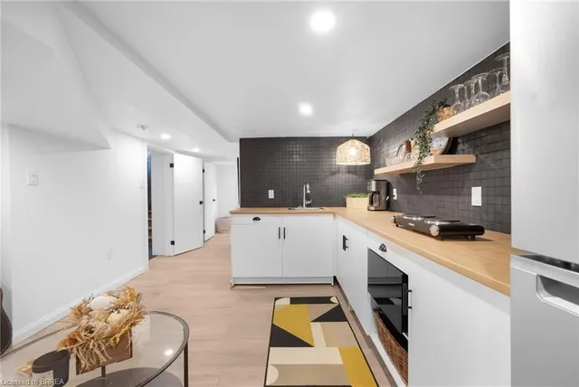 Additional image 24 of 60 Mountain Brow Blvd