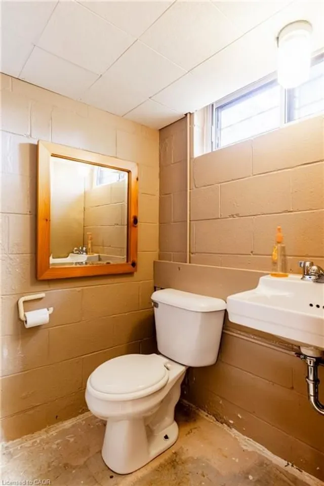 Additional image 44 of 17 Alma St