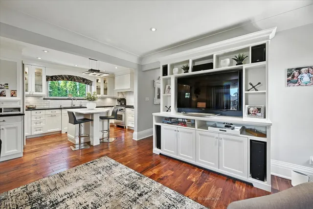 Additional image 8 of 2209 Ghent Ave