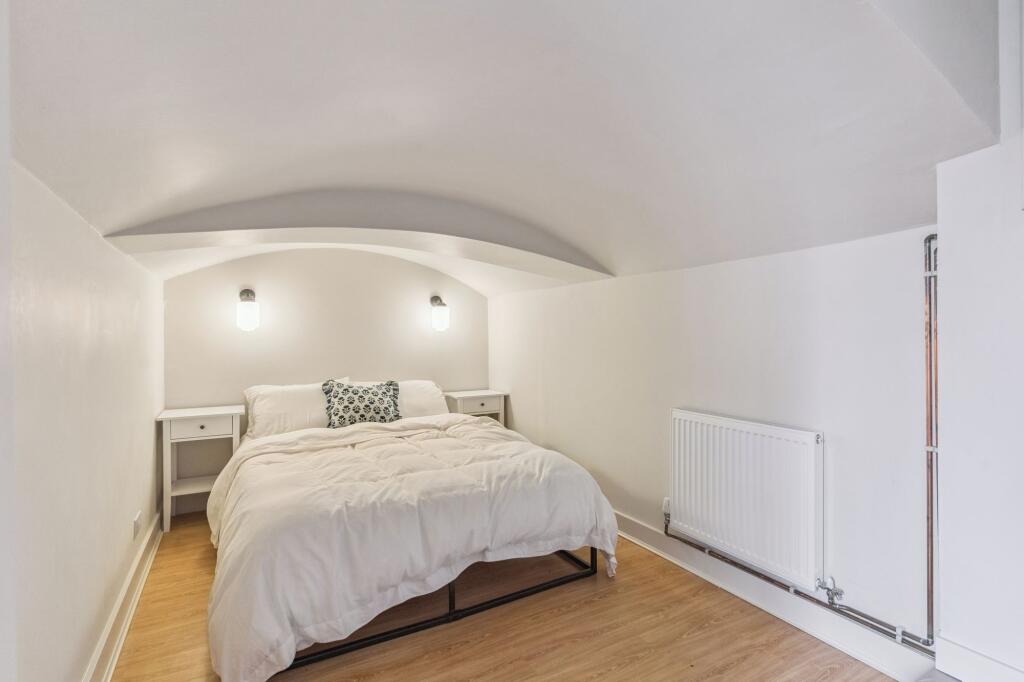 Additional image 40 of Pickford Road, Markyate, Hertfordshire