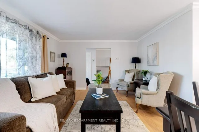 Additional image 4 of 37 WEST Ave