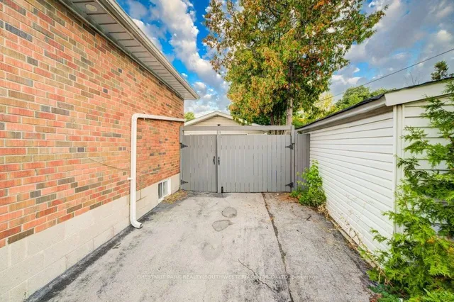 Additional image 31 of 446 Kingsleigh Crt