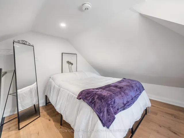 Additional image 26 of 187 Rosslyn Ave