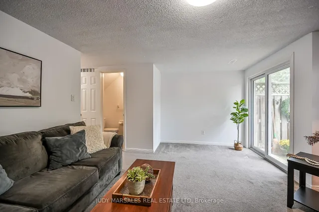 Additional image 49 of 26 Moss Blvd Unit 19