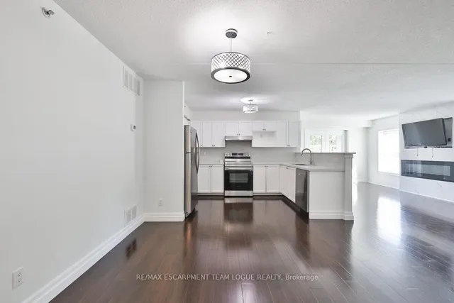 Additional image 7 of 2035 Appleby Line Unit 113