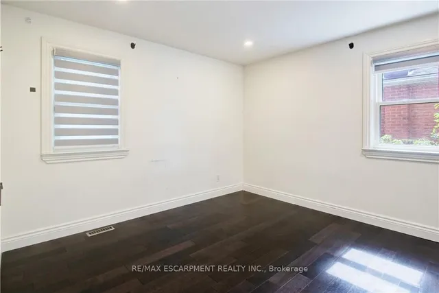 Additional image 28 of 109 TERRACE Dr