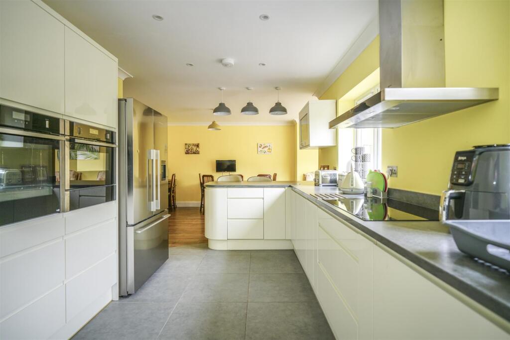 Additional image 13 of The Ridgeway, St. Albans