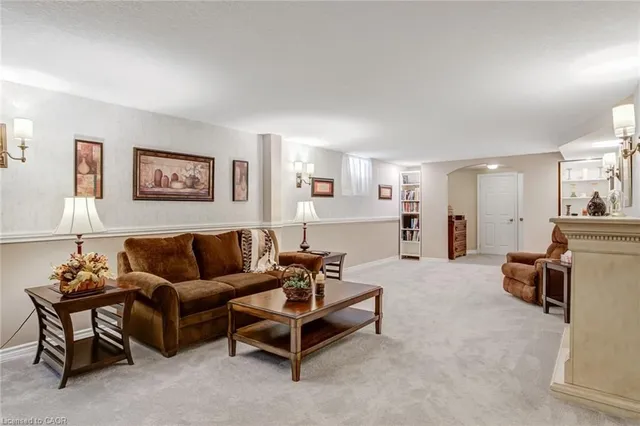 Additional image 33 of 183 Valridge Dr