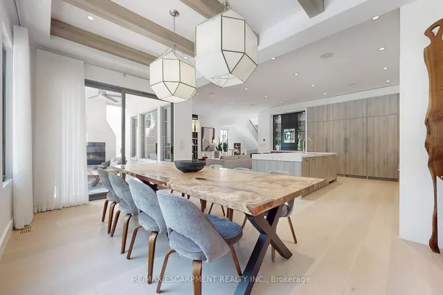 Additional image 12 of 977 Gorton Ave