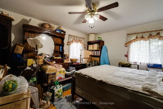 Additional image 38 of 12909 5th Line