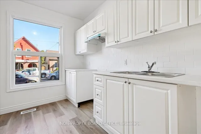 Additional image 5 of 49 Clyde St