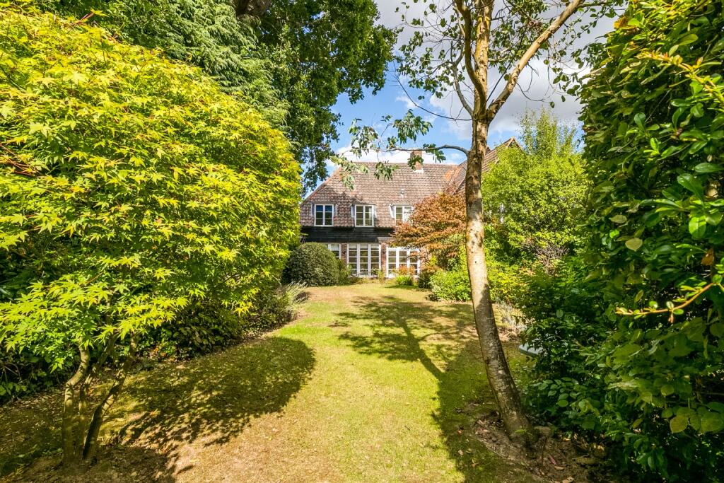 Additional image 27 of Coneydale, Welwyn Garden City, Hertfordshire, AL8 7RX