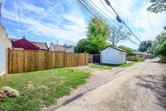 Additional image 33 of 127 East Ave